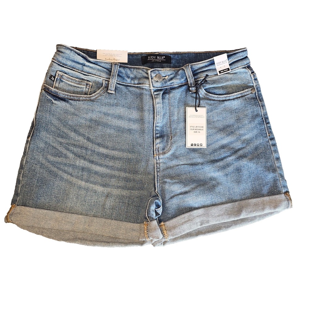 Judy Blue Shorts Women's XL Mid Rise Medium Blue Denim Stretch Cuff New with tag